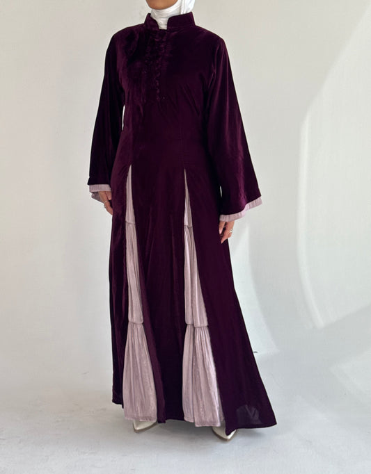 ليــلى - بنفسجي🍇